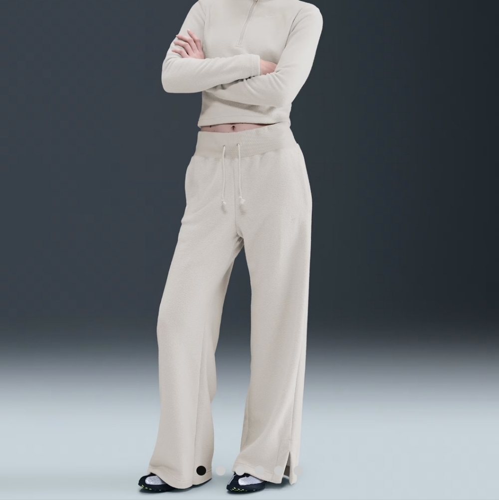Nike Sportswear Phoenix Plush High-Waisted Wide-Leg Cozy Fleece Pants Athleisure